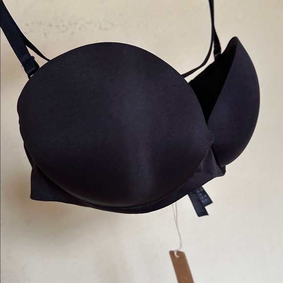 SKIMS ULTIMATE STRAPLESS PUSH-UP BRA STYLE: BA-BAN-3208 COLOR ONYX SIZE 30D NWT - Picture 7 of 7